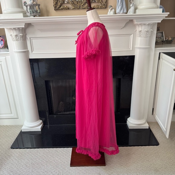 Vintage Hot Pink Nightgown & Bernette Sheer Robe Peignoir Set – Medium - Picture 5 of 16